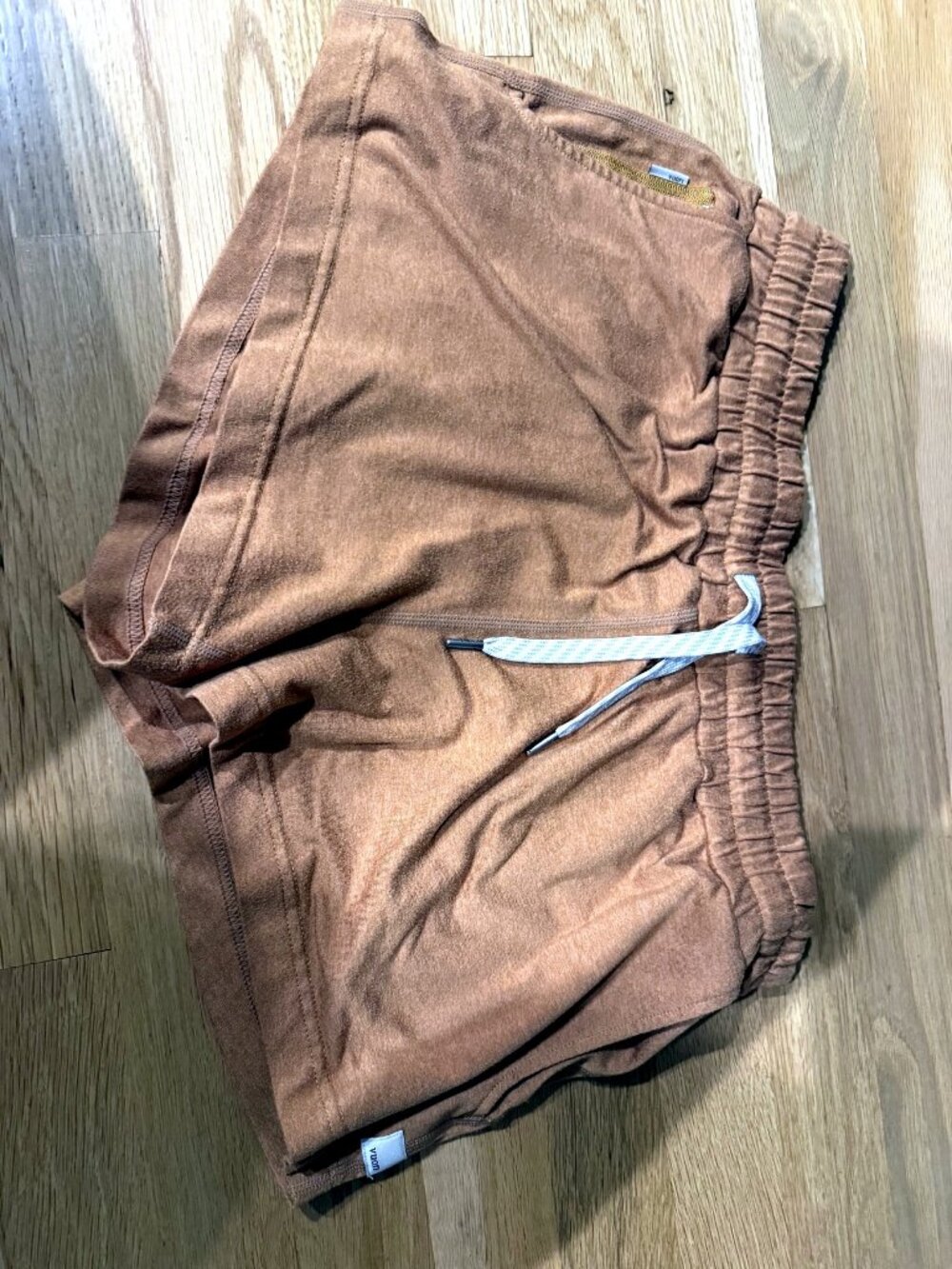 Vuori Camel Drawstring Shorts Size S